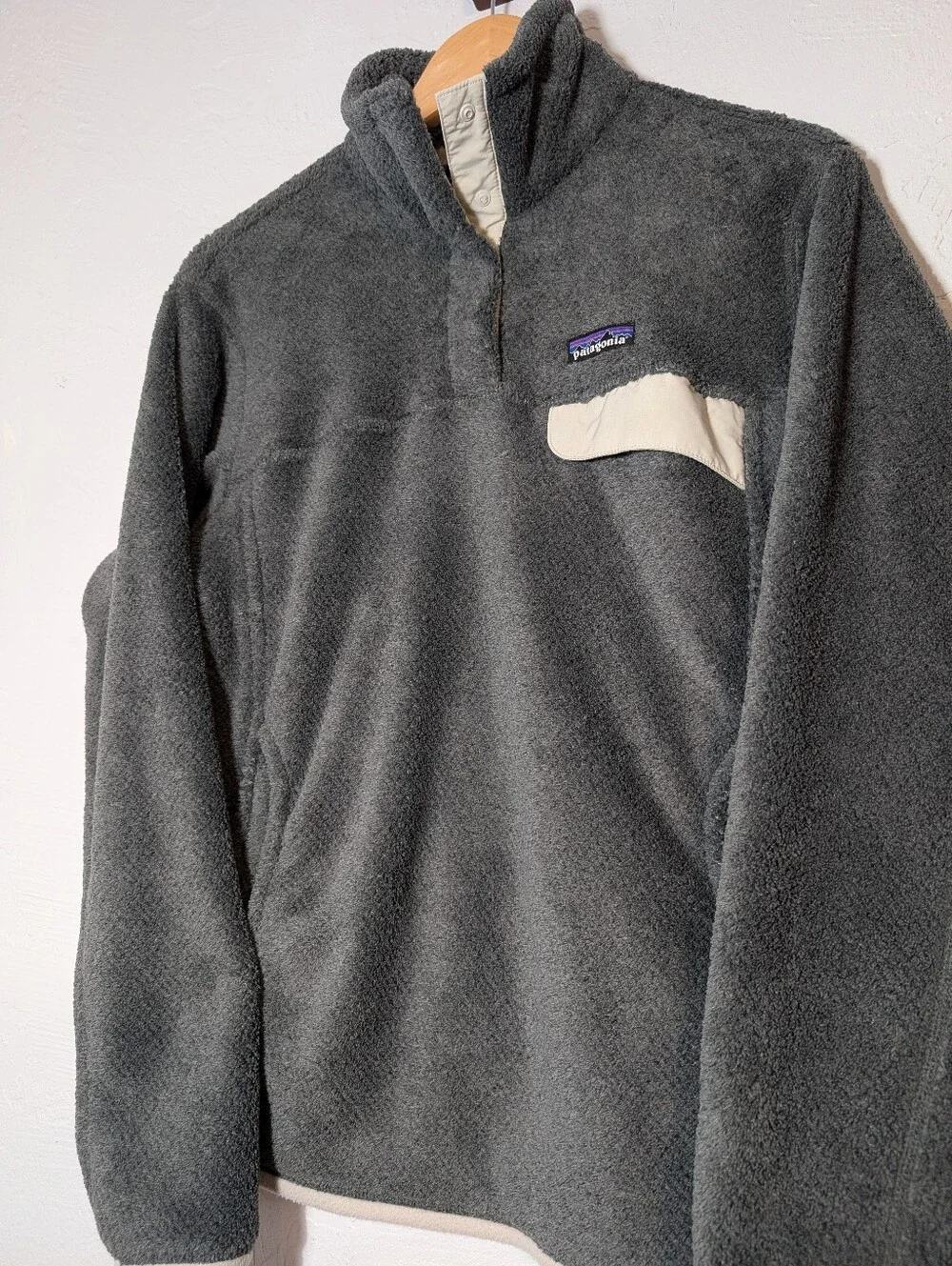 Patagonia Women's Gray Re-Tool Fleece Pullover 1/4 Snap Button Outdoors Camping